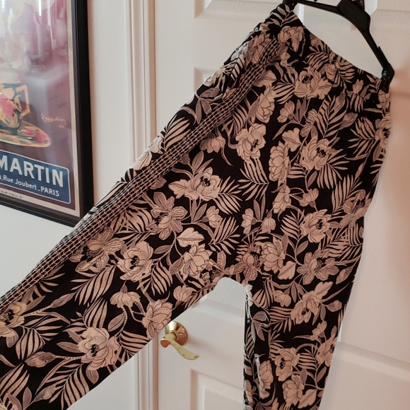 ASOS UK black and white pants. - Picture 3 of 3